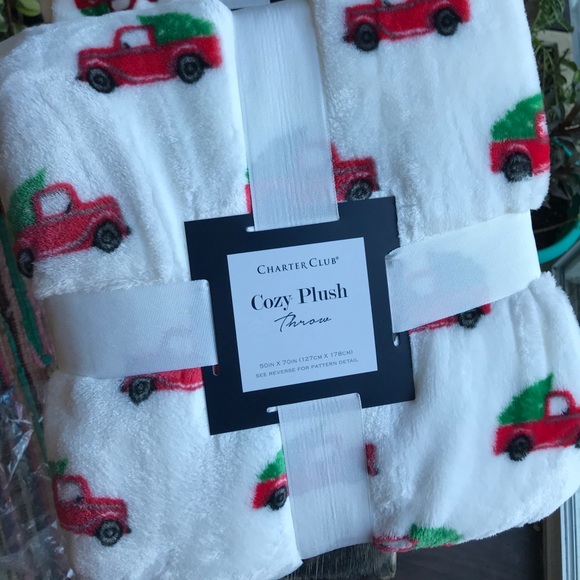 Charter club cozy 50’x70’ plush throw - Picture 3 of 7
